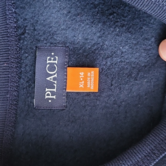 Sweatshirt - Picture 5 of 6